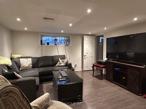 Photo 14 at 1011 Janette Street, Leslie Valley, Newmarket