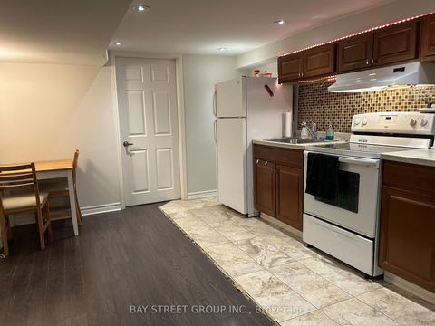 Photo 15 at 1011 Janette Street, Leslie Valley, Newmarket