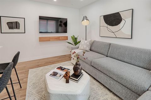 Photo 3 at 113 - 40 Merchant Lane, Dufferin Grove, Toronto