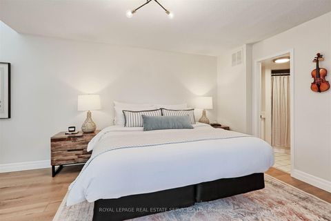 Photo 18 at 113 - 40 Merchant Lane, Dufferin Grove, Toronto