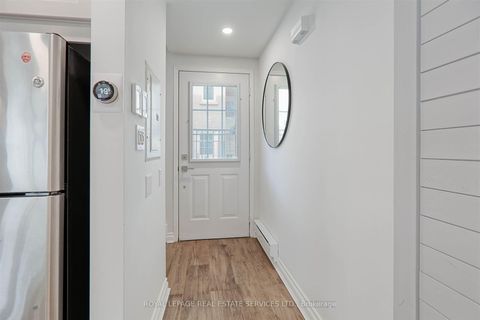 Photo 24 at 113 - 40 Merchant Lane, Dufferin Grove, Toronto
