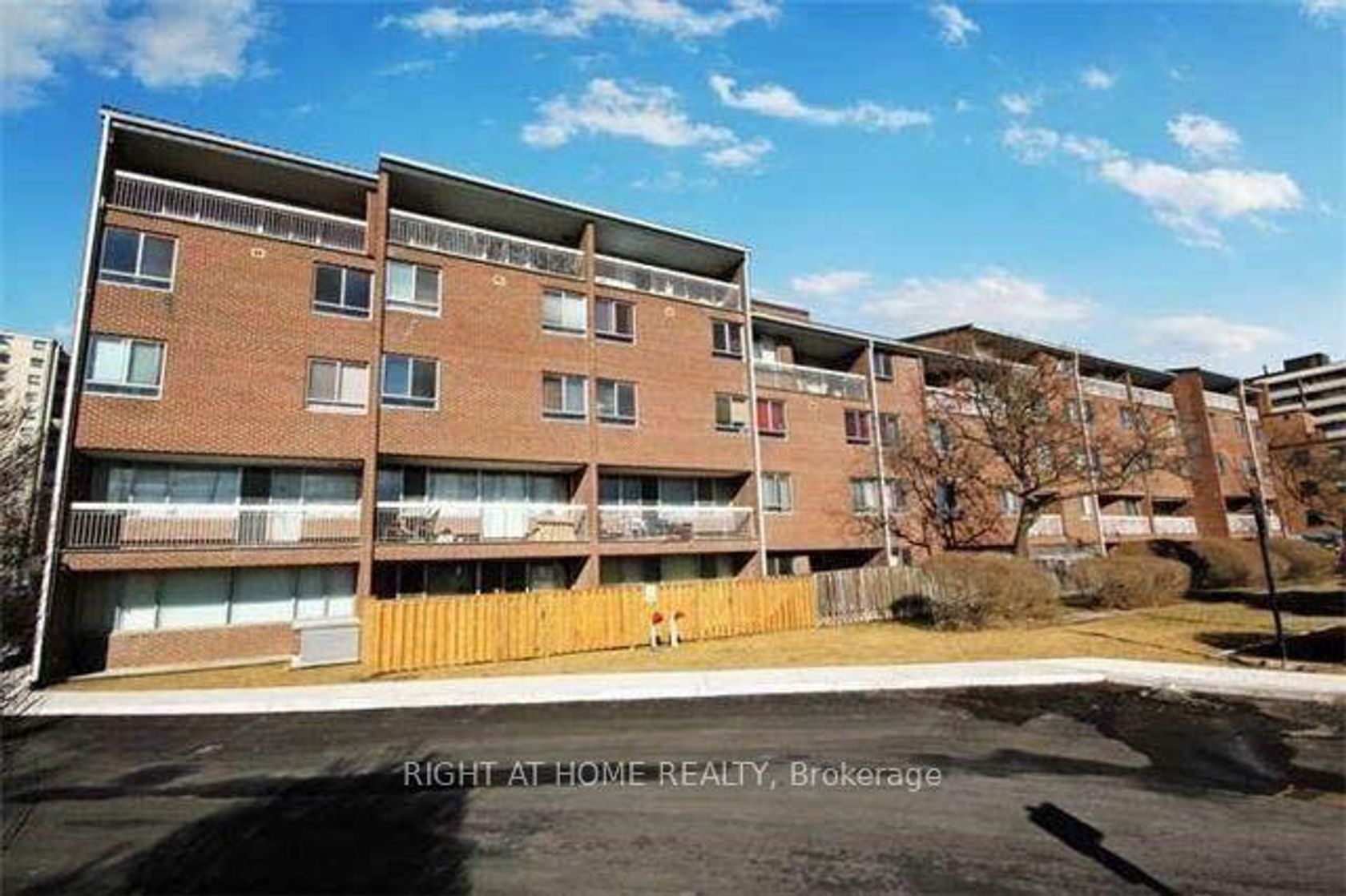 505 - 4060 Lawrence Avenue E, West Hill, Toronto 