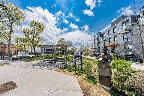 Photo 2 at 24 - 10 Brin Drive, Humber Valley, Toronto