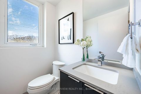 Photo 17 at 24 - 10 Brin Drive, Humber Valley, Toronto