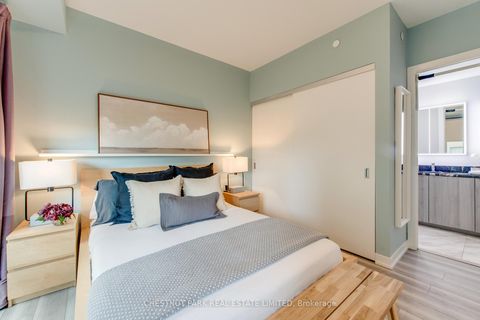 Photo 21 at 614 - 223 St. Clair Avenue W, Casa Loma, Toronto