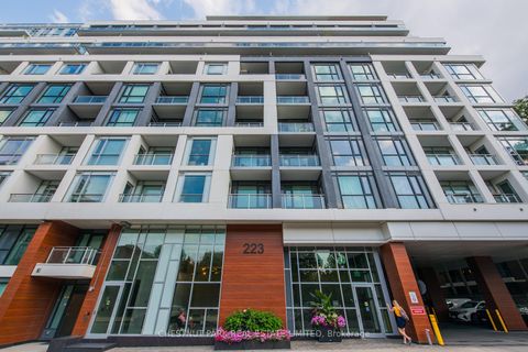 Photo 48 at 614 - 223 St. Clair Avenue W, Casa Loma, Toronto