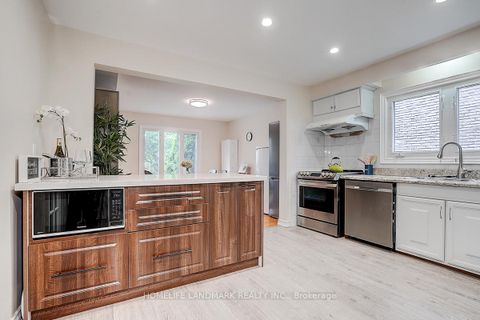 Photo 9 at 89 Whitehorn Crescent, Don Valley Village, Toronto