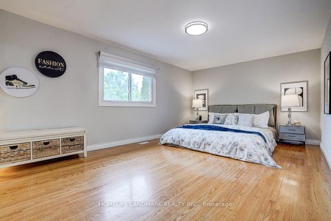 Photo 21 at 89 Whitehorn Crescent, Don Valley Village, Toronto