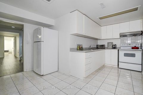Photo 36 at 89 Whitehorn Crescent, Don Valley Village, Toronto