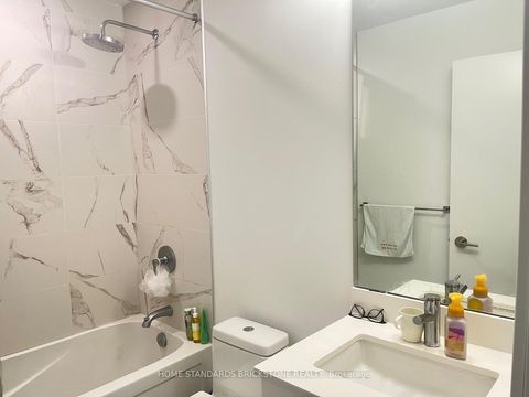 Photo 21 at 1011 - 8 Olympic Gdn S Drive, Newtonbrook East, Toronto