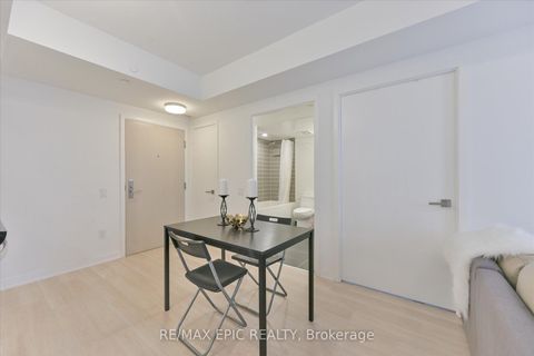 Photo 11 at 622 - 500 Wilson Avenue, Clanton Park, Toronto