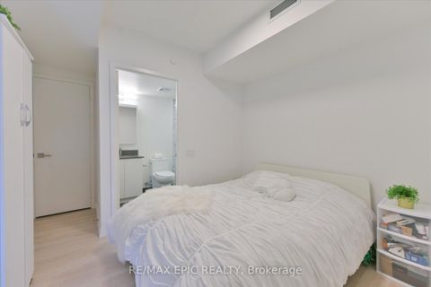 Photo 17 at 622 - 500 Wilson Avenue, Clanton Park, Toronto