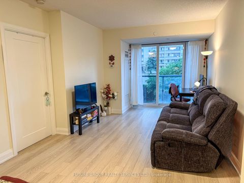 Photo 1 at 306 - 18 Graydon Hall Drive, Donalda, Toronto