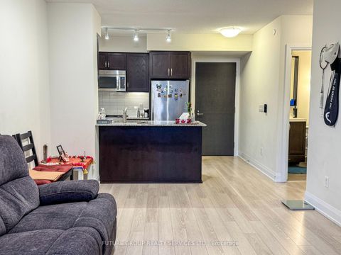 Photo 5 at 306 - 18 Graydon Hall Drive, Donalda, Toronto