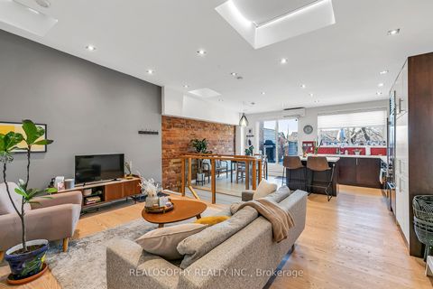 Photo 24 at 626 Huron Street, Annex, Toronto