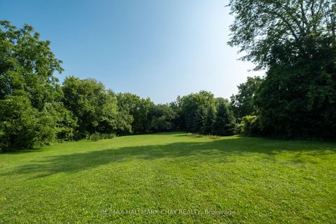 Photo 4 at 929 Yonge Street, Rural Barrie Southeast, Barrie