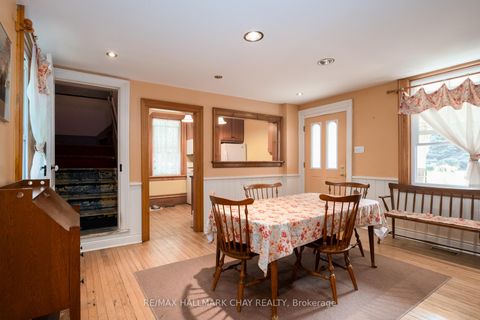 Photo 7 at 929 Yonge Street, Rural Barrie Southeast, Barrie