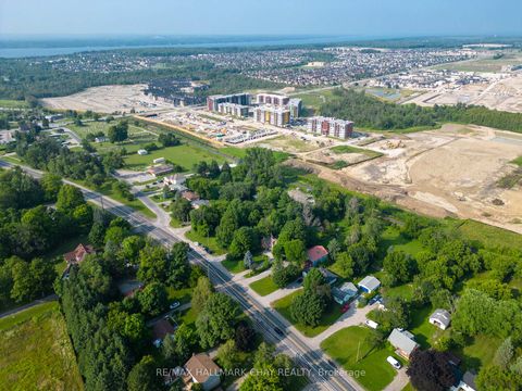 Photo 12 at 929 Yonge Street, Rural Barrie Southeast, Barrie