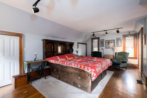 Photo 18 at 929 Yonge Street, Rural Barrie Southeast, Barrie