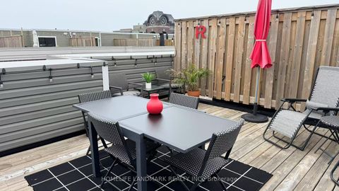 Photo 6 at 27 - 95 Eastwood Park Gardens, Long Branch, Toronto