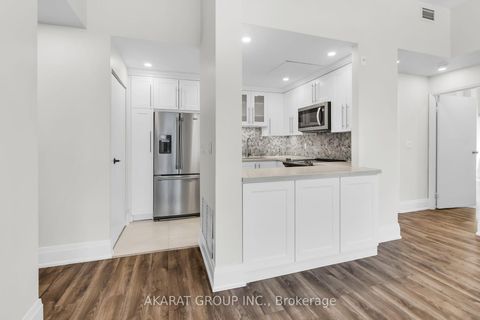 Photo 13 at 703 - 1901 Yonge Street, Mount Pleasant West, Toronto