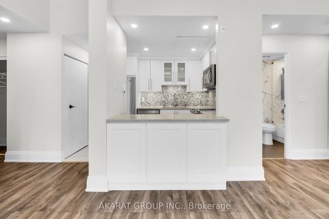 Photo 19 at 703 - 1901 Yonge Street, Mount Pleasant West, Toronto
