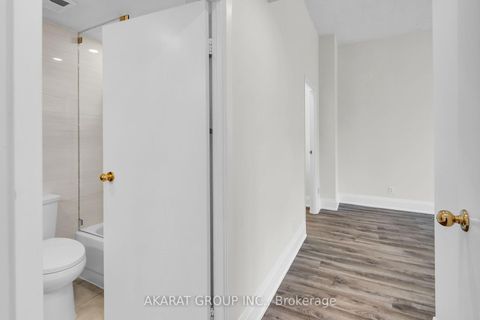 Photo 21 at 703 - 1901 Yonge Street, Mount Pleasant West, Toronto