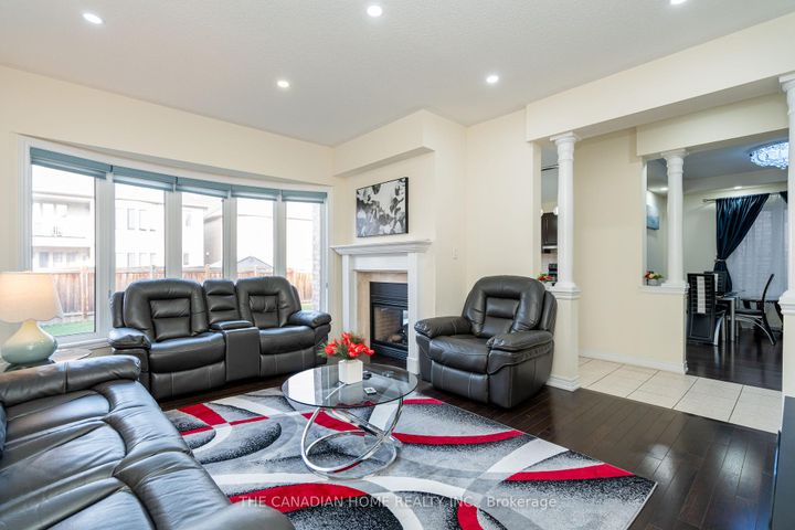 Photo 11 at 13 Templar Street, Credit Valley, Brampton