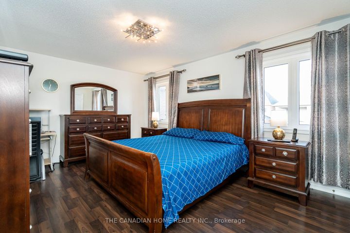 Photo 30 at 13 Templar Street, Credit Valley, Brampton