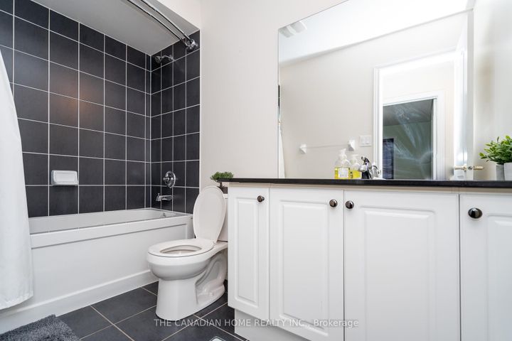 Photo 35 at 13 Templar Street, Credit Valley, Brampton