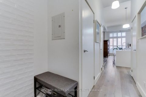 Photo 6 at 204 - 1842 Queen Street E, The Beaches, Toronto