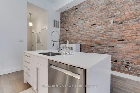Photo 11 at 204 - 1842 Queen Street E, The Beaches, Toronto