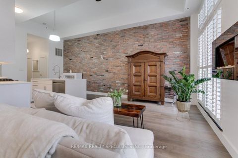 Photo 19 at 204 - 1842 Queen Street E, The Beaches, Toronto