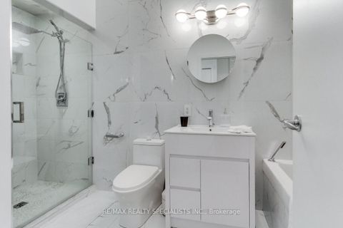 Photo 26 at 204 - 1842 Queen Street E, The Beaches, Toronto