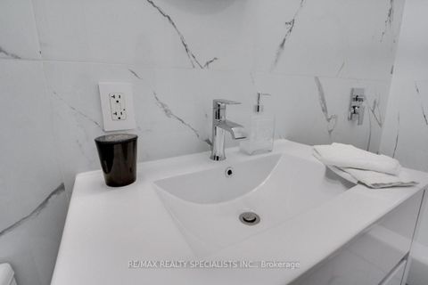 Photo 28 at 204 - 1842 Queen Street E, The Beaches, Toronto