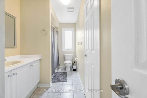 Photo 24 at 43 Sassafras Circle, Patterson, Vaughan