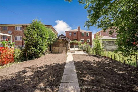Photo 26 at 6A North Woodrow Boulevard, Cliffside, Toronto