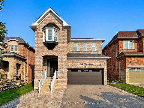 Photo 0 at 25 D'eva Drive, Patterson, Vaughan