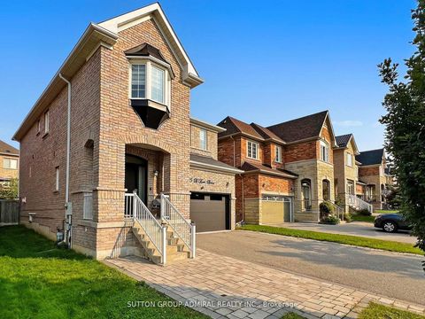 Photo 1 at 25 D'eva Drive, Patterson, Vaughan