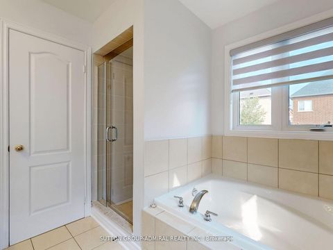 Photo 23 at 25 D'eva Drive, Patterson, Vaughan