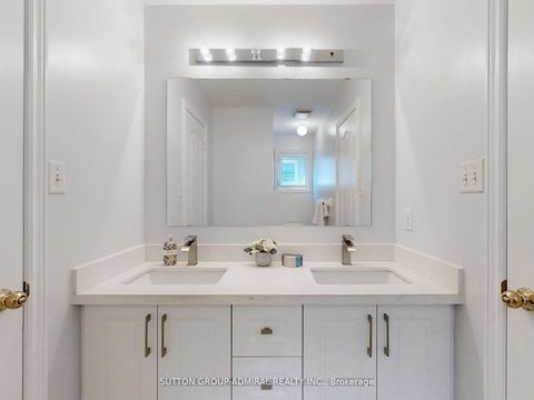 Photo 27 at 25 D'eva Drive, Patterson, Vaughan