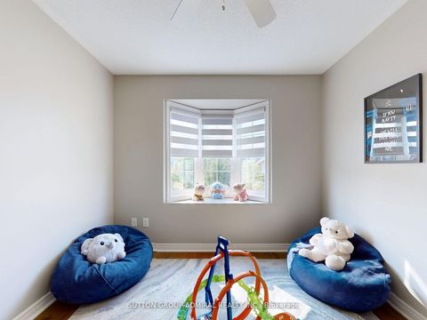 Photo 31 at 25 D'eva Drive, Patterson, Vaughan