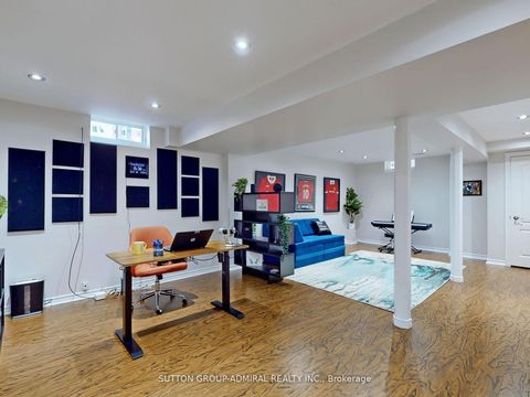Photo 34 at 25 D'eva Drive, Patterson, Vaughan
