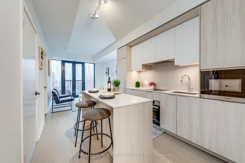Photo 3 at 1004 - 123 Portland Street, Waterfront Communities C1, Toronto