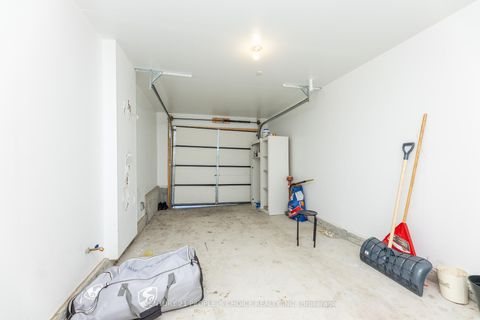 Photo 6 at 49 Woodstream Drive, Clairville, Toronto