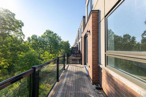 Photo 17 at 49 Woodstream Drive, Clairville, Toronto