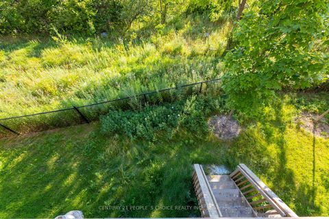 Photo 20 at 49 Woodstream Drive, Clairville, Toronto