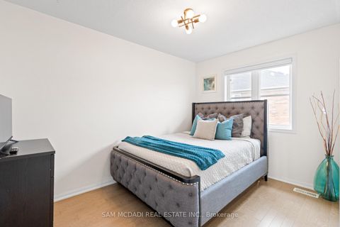 Photo 14 at 2424 Coho Way, WM Westmount, Oakville