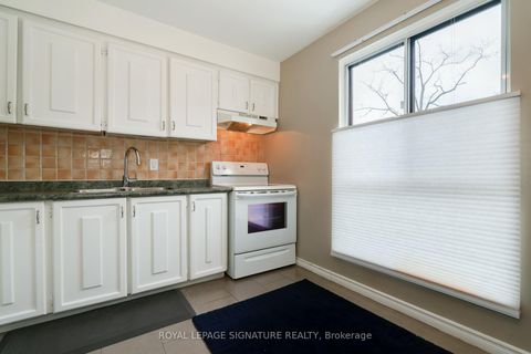 Photo 14 at 19 Laurie Shepway, Don Valley Village, Toronto