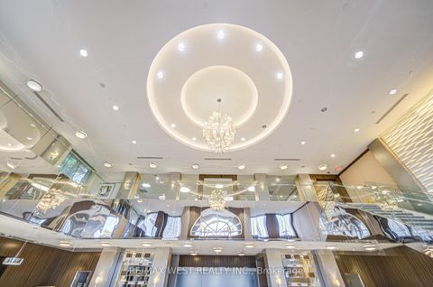 Photo 5 at 630 - 2 Eva Road, Etobicoke West Mall, Toronto